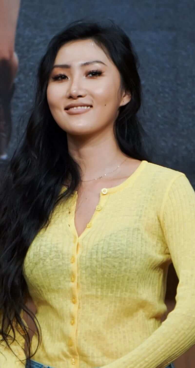 Hwasa (Ahn Hye-jin)