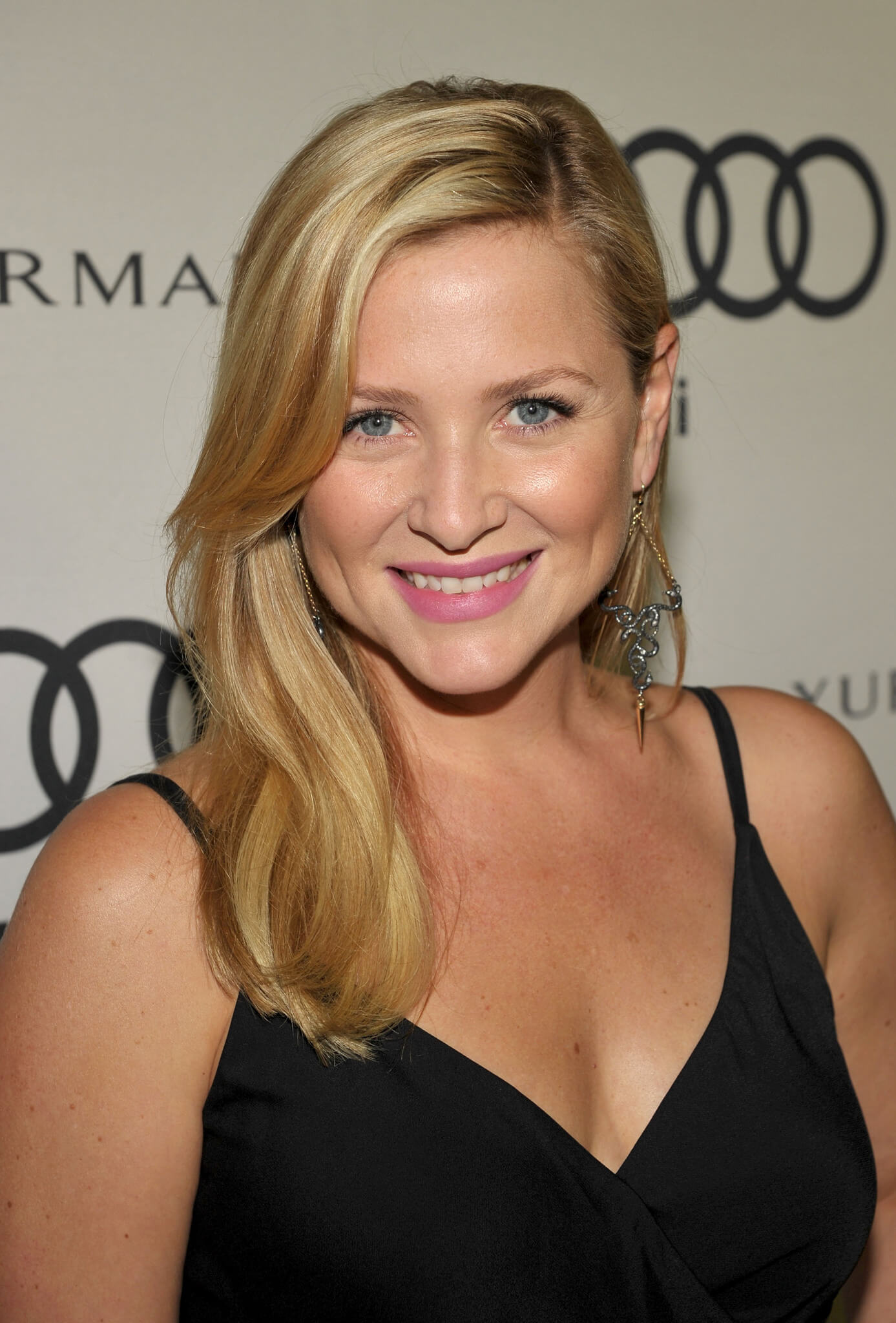 Jessica Capshaw Birth Chart Aaps Space