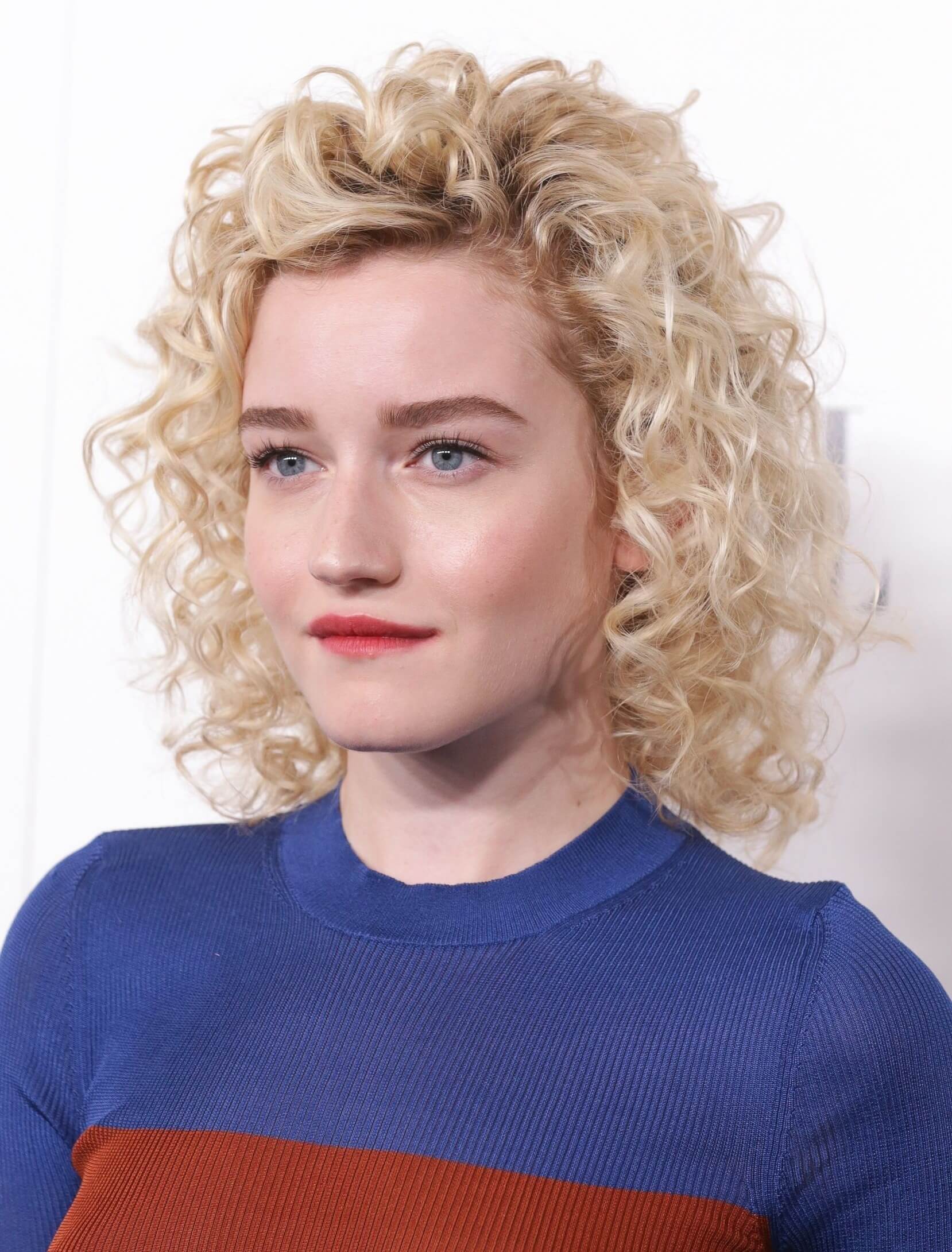 Julia Garner