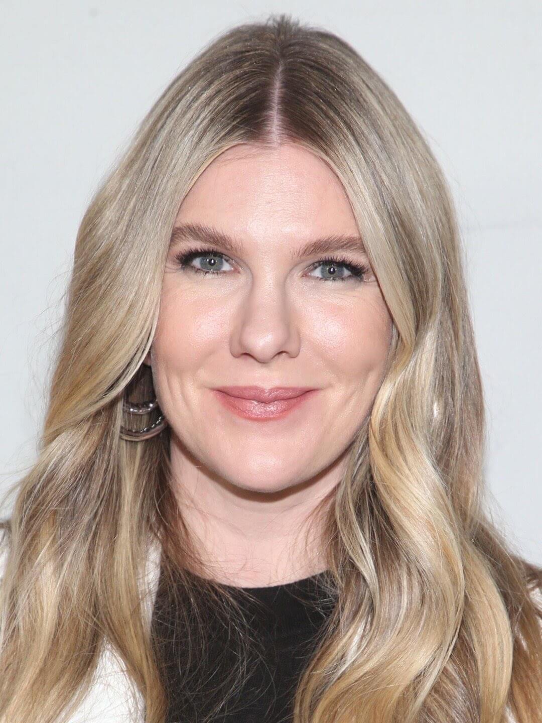 Lily Rabe