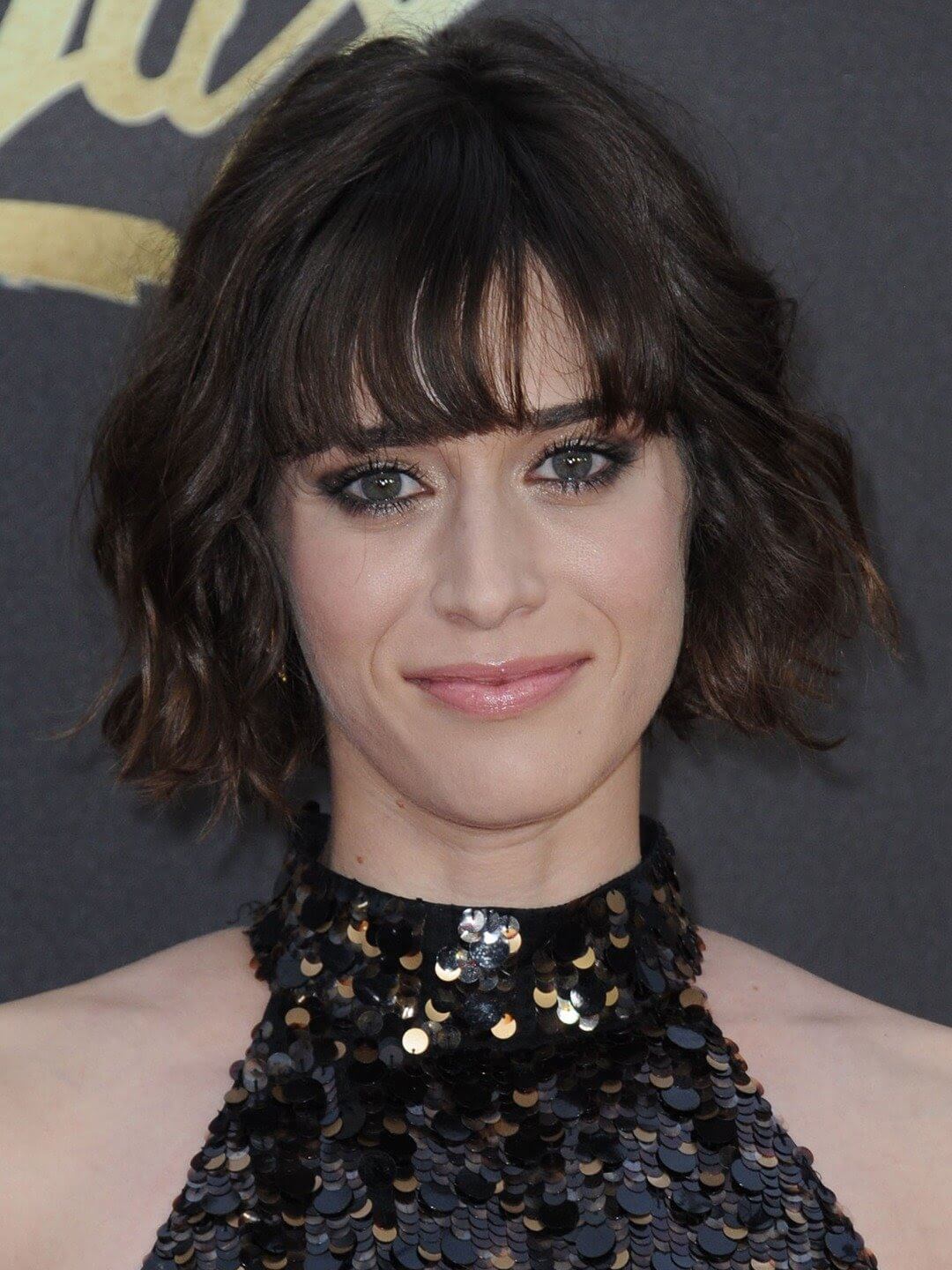 Lizzy Caplan