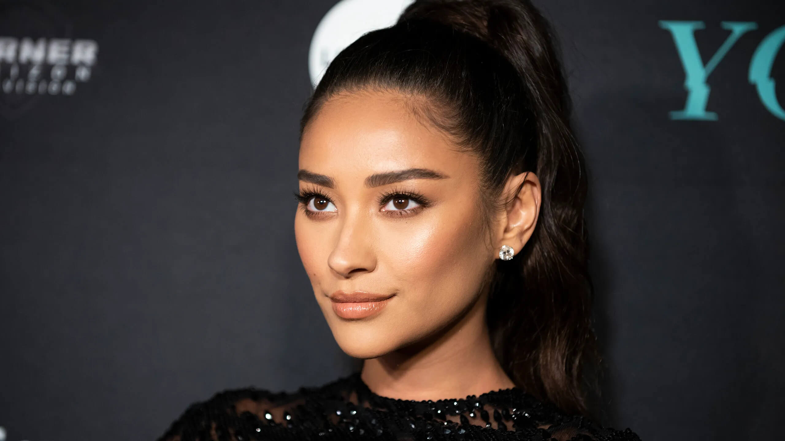 shay-mitchell-birth-chart-aaps-space