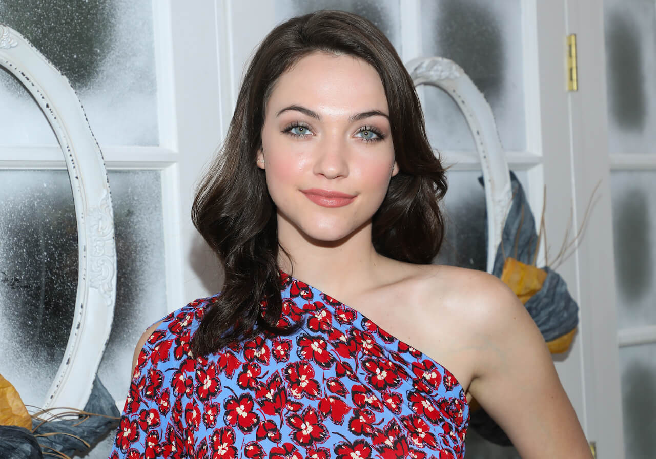 Violett Beane